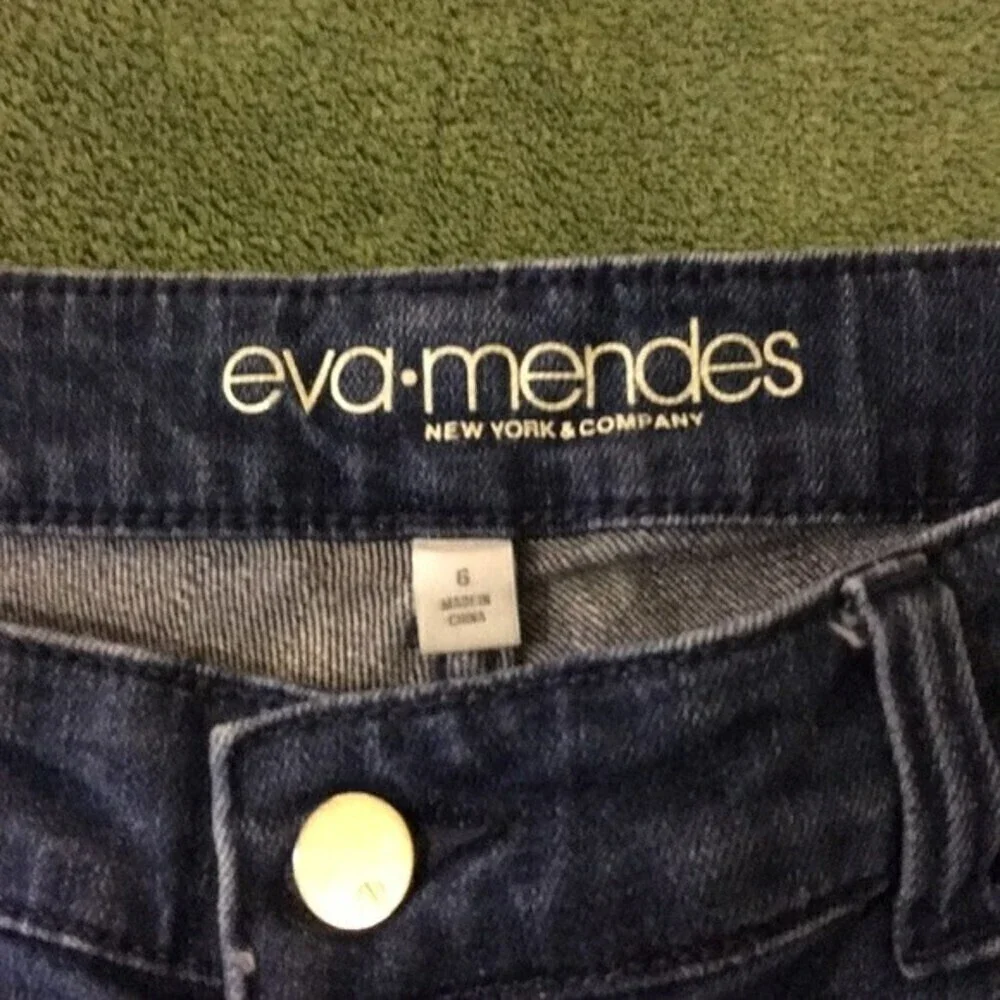 Eva Mendez Blue Boyfriend Jeans Size 6 Distressed Relaxed Boho